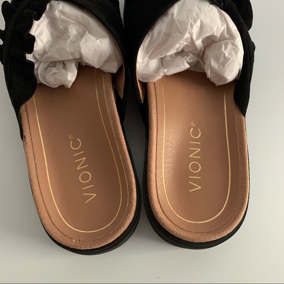 Vionic Leila Sandal - Picture 3 of 4